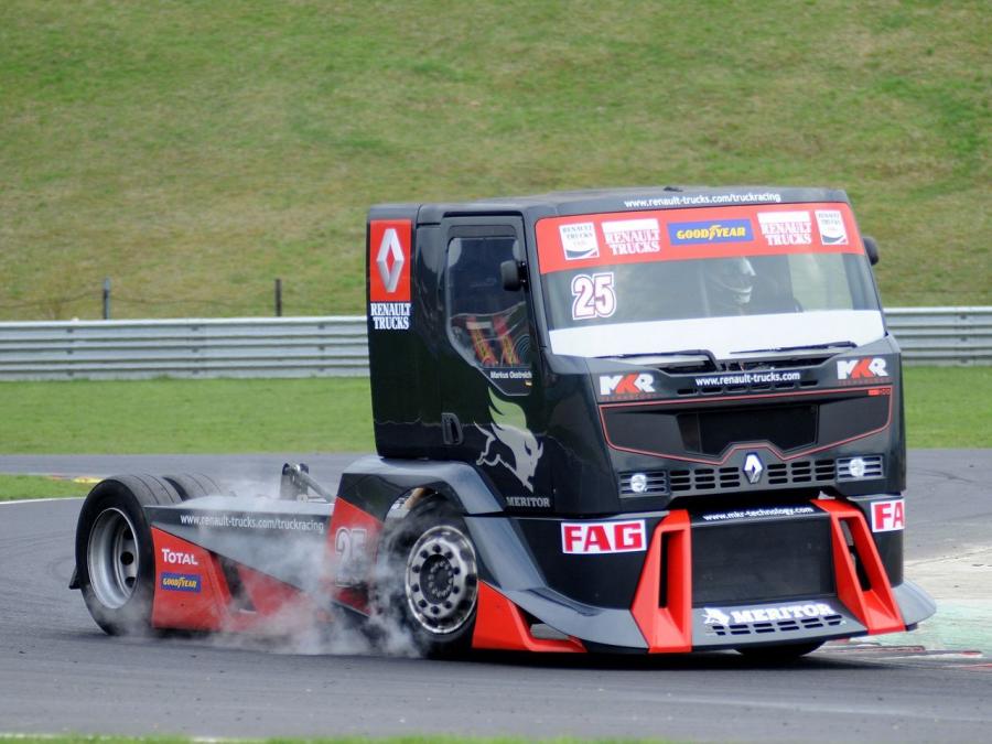 Renault Premium Course Racing Truck 2010 года  (фото 9 из 12)